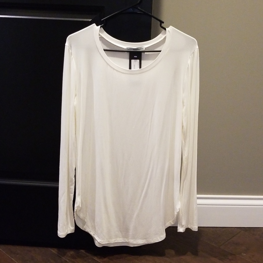 NWT. Tunic length lightweight shirt